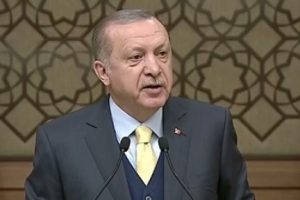 Erdoğan: "Ter&ouml;ristlerin k&ouml;k&uuml;n&uuml; kurutacağız"