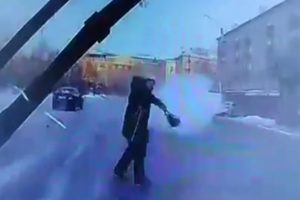 Egzoz dumanı &ouml;l&uuml;m&uuml;ne yol a&ccedil;tı