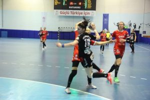 Kastamonu Belediyespor evinde kazandı