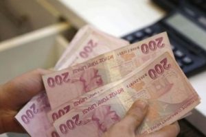 2 milyon emeklinin beklediği g&uuml;n! Bug&uuml;n &ouml;deniyor...