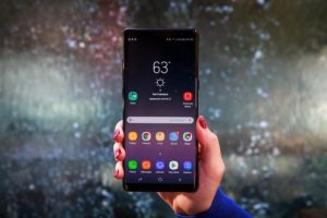 Samsung'dan Note 8'in pil &ouml;mr&uuml;n&uuml; uzatma taktikleri