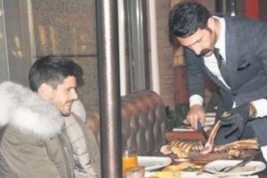 Beşiktaş'ın kalecisi Fabri 2 kilo et yedi