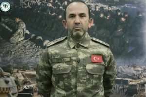 Konyaspor'dan asker kıyafetli dua