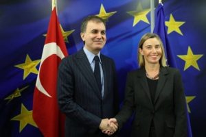 AB Bakanı &Ccedil;elik, Mogherini ile g&ouml;r&uuml;şt&uuml;