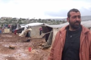 İdlib ve Hama'daki m&uuml;lteciler acil yardım bekliyor