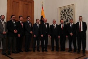 Steinmeier, M&uuml;sl&uuml;man dernek temsilcilerini kabul etti
