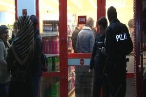 Sancaktepe'de silahlı market soygunu