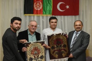 Rekt&ouml;r'den Afgan ve Doğu T&uuml;rkistanlı &ouml;ğrencilere ziyaret