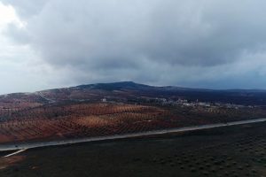 Ter&ouml;ristlerden temizlenen Marin k&ouml;y&uuml; havadan g&ouml;r&uuml;nt&uuml;lendi