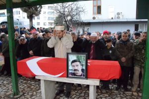 Kazada şehit olan polis son yolculuğuna uğurlandı