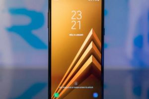 Galaxy A8 T&uuml;rkiye'de!