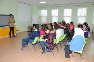Bursa Yıldırımlı velilere eğitim semineri