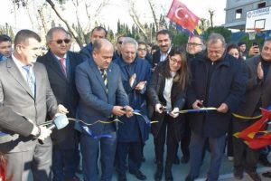 Aziz Yıldırım, Edremit'te pota a&ccedil;tı