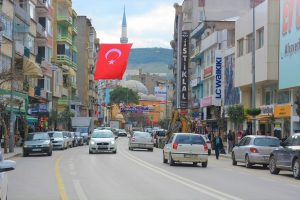 Bursa Gemlik bayraklarla donatıldı