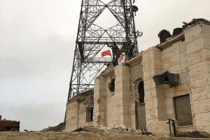 Mehmet&ccedil;ik ter&ouml;ristleri temizleyip, T&uuml;rk bayrağını astı