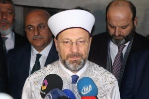 Diyanet İşleri Başkanı Erbaş'tan, &Ccedil;alık Camii'ne ziyaret