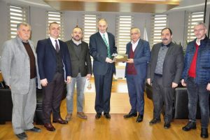 Bel&ccedil;ikalı ataşeden Bursa'da İTSO'ya ziyaret