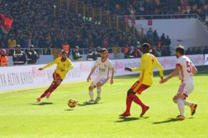 Malatya'da ilk yarı gol &ccedil;ıkmadı