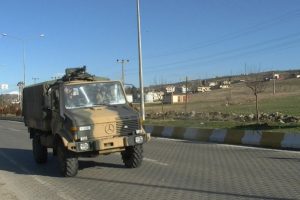 Afrin'e askeri sevkiyat devam ediyor