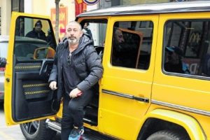 Cem Yılmaz spora başladı
