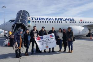 Sağlık lisesi &ouml;ğrencilerinden &Ccedil;ek Cumhuriyeti &ccedil;ıkarması