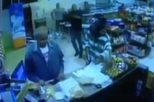 Soygunu sivil polis &ouml;nledi