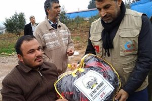 Suriyelilere insani yardımlar devam ediyor
