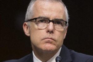 FBI direkt&ouml;r&uuml; istifa etti