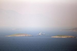 Kardak'ta &ouml;nleme devriyesi g&ouml;revi s&uuml;r&uuml;yor