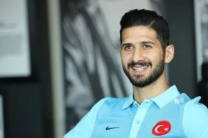 Medipol Başakşehir, Emre Akbaba'yı transfer etti