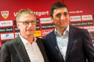 Stuttgart taraftarlarından Tayfun Korkut tepkisi!