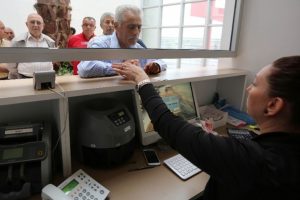 Bankacılık sekt&ouml;r&uuml;n&uuml;n net k&acirc;rı 49 milyar TL