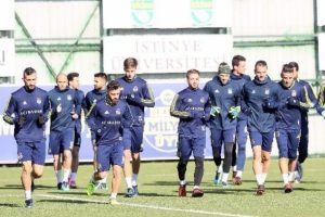 Fenerbah&ccedil;e Giresunspor ma&ccedil;ına hazır