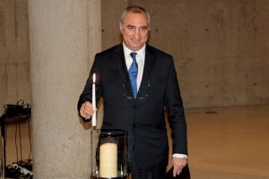 İsrail B&uuml;y&uuml;kel&ccedil;iliği Yahudi Soykırımını andı