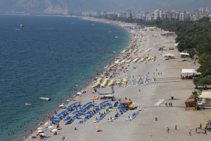 T&uuml;rkiye'nin turizm geliri 2017'de arttı