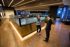 Borsa ilk yarıda y&uuml;kseldi