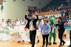 Bursaspor Durmazlar Başantren&ouml;r&uuml; Baş: "Kenetlenmeyi s&uuml;rd&uuml;rmeliyiz"