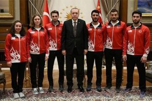 Erdoğan, 2018 Kış Olimpiyatları'na katılacak T&uuml;rk sporcuları kabul etti