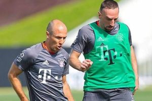 Beşiktaş'ın rakibi Bayern'de kriz b&uuml;y&uuml;yor