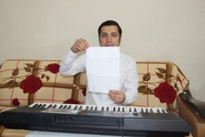 Afrin'deki Mehmet&ccedil;iğe &uuml;niversite &ouml;ğrencisinden anlamlı marş