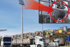 Ehliyetine el koyulmasın diye 100 metre tırmandı!