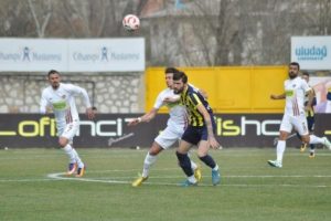 İneg&ouml;lspor sahasında Menemen Belediyespor'u yendi