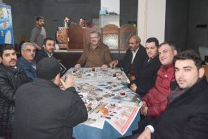 Bursa Karacabey Belediye Başkanı &Ouml;zkan gen&ccedil;lerle buluştu