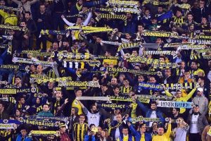 Fenerbah&ccedil;e'de y&ouml;netim istifa ve Ali Ko&ccedil; başkan sesleri