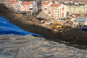 Bursa'da heyelan b&ouml;lgesindeki vatandaşlar kesin &ccedil;&ouml;z&uuml;m bekliyor