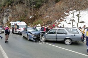 Rize'de trafik kazası: 7 yaralı