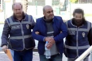 Kuzenini t&uuml;fekle &ouml;ld&uuml;ren sanığa m&uuml;ebbet