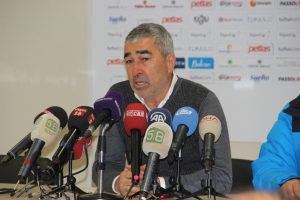 "Oyuncularım inanılmaz performans sergiliyor"