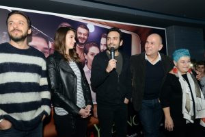 'Cebimdeki Yabancı' film ekibi Bursa'da seyirci ile buluştu