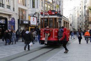 Yeni haliyle İstiklal Caddesi havadan g&ouml;r&uuml;nt&uuml;lendi